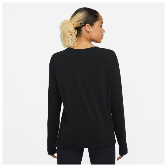 Nike Γυναικεία μακρυμάνικη μπλούζα Yoga Dri-FIT L/S Top Nike Γυναικεία μακρυμάνικη μπλούζα Yoga Dri-FIT L/S Top